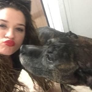 Meet your Posher, Jennifer